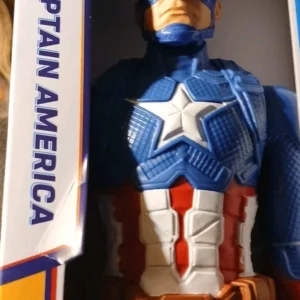 Hasbro Collectibles - Marvel Avengers - Titan Hero Series - 12" Captain America