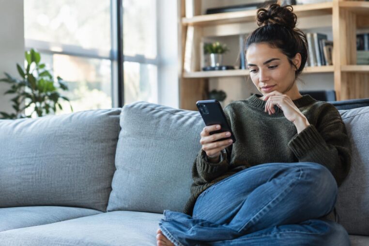 the great social media diet cutting down for a healthier mindset fUzVTc