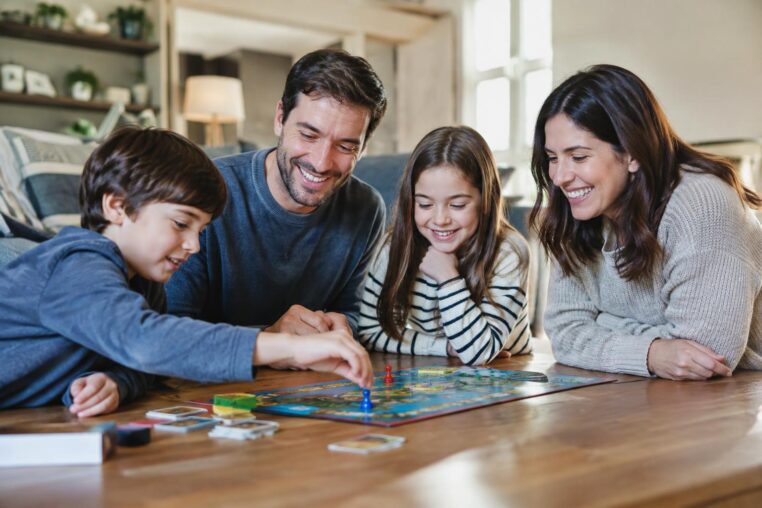 the marvelous magic of family game night qTAr5x