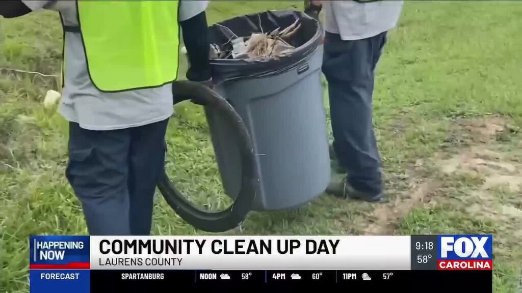 volunteers tackle roadside litter in laurens county for world cleanup day dXtgnW