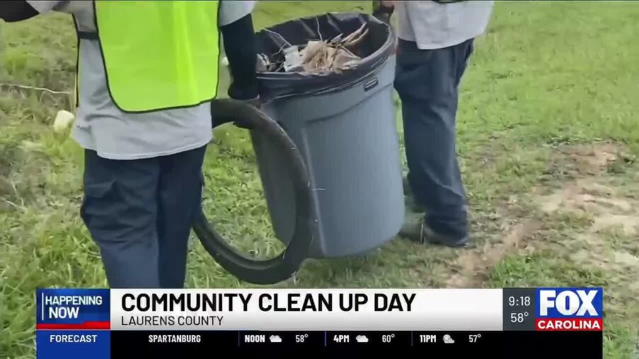 volunteers tackle roadside litter in laurens county for world cleanup day dXtgnW