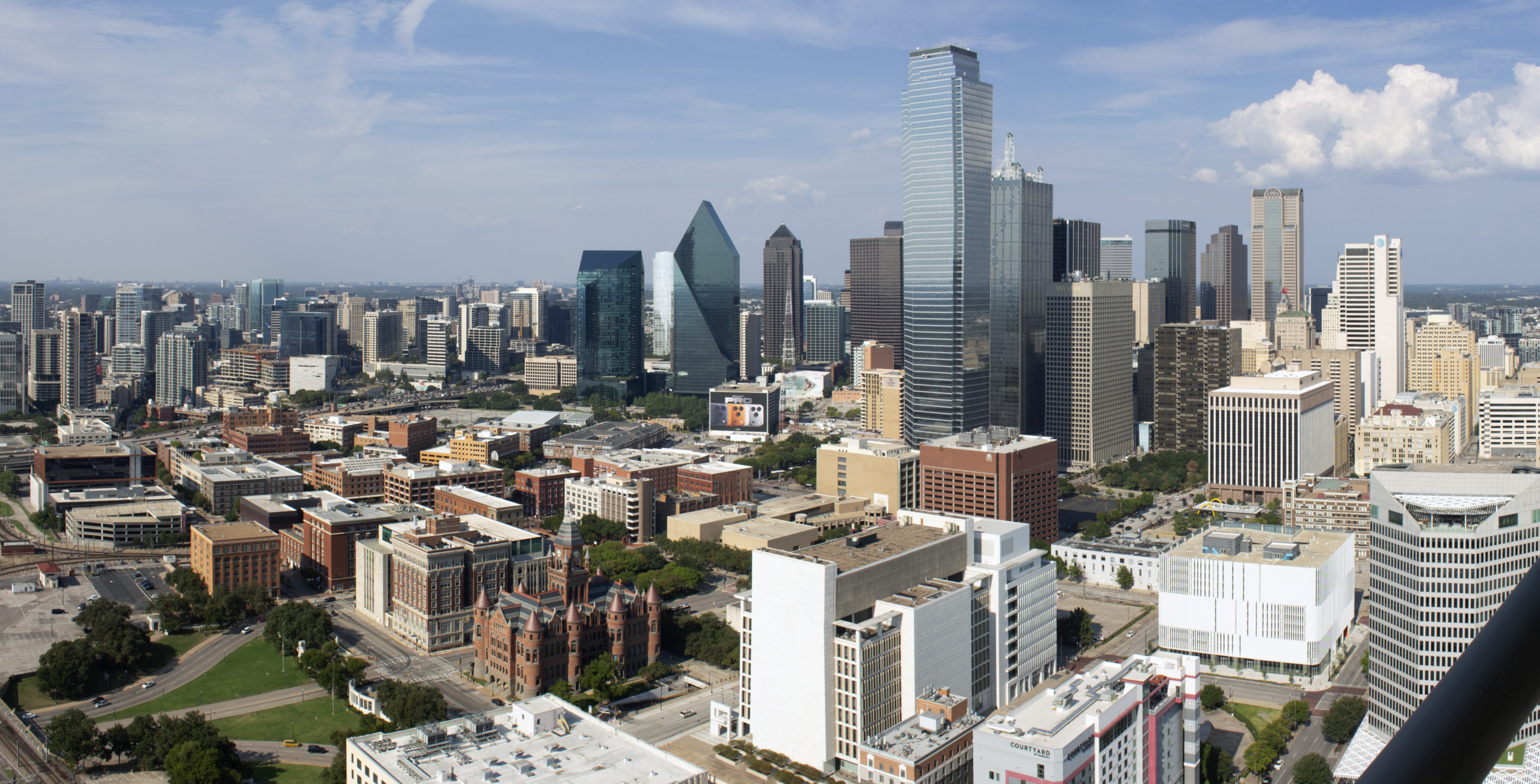 Dallas Texas Channel 1339 3840px Dallas Texas skyline from Reunion Tower September 2025 28cropped29 3 scaled