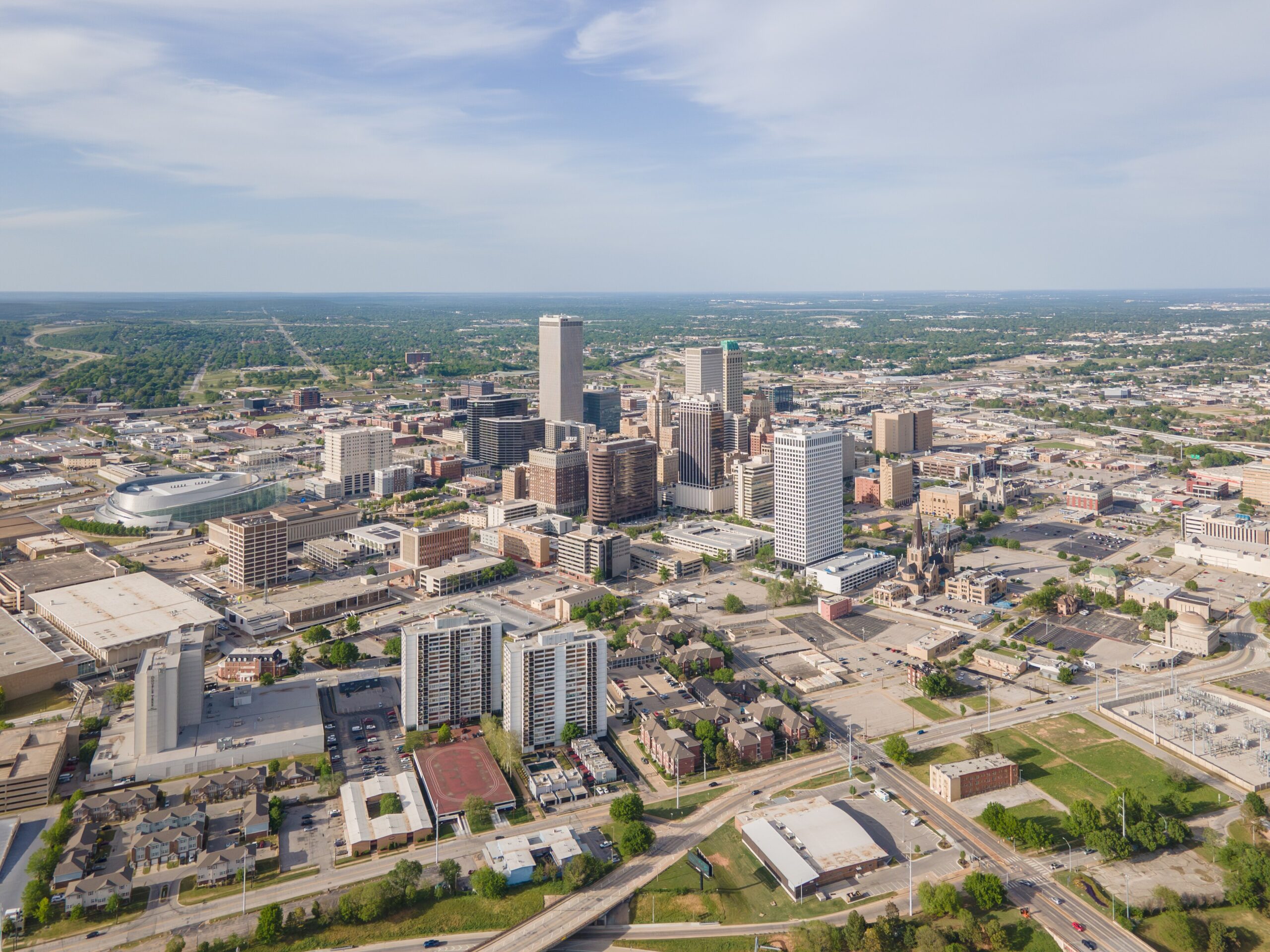 Tulsa Oklahoma Channel 1395 3840px Tulsa skyline aerial2C April 2023 scaled