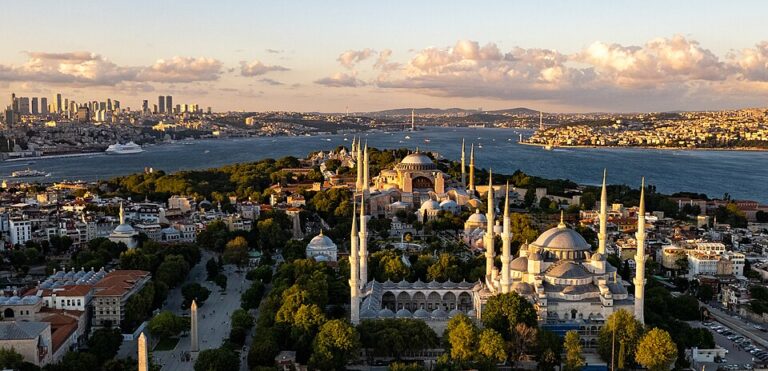 City to City Best of the Best in Your City — Istanbul Istanbul funraiser