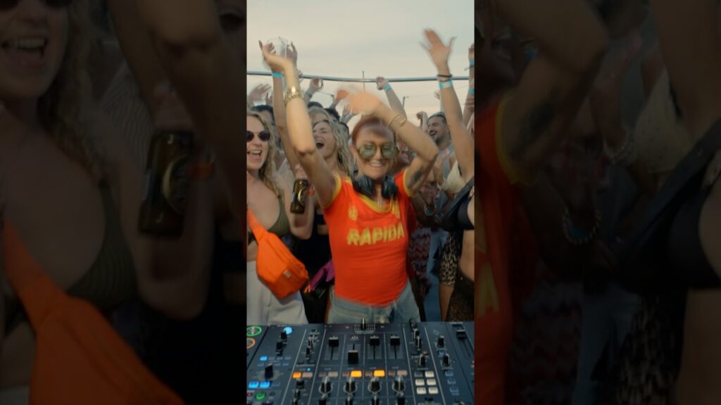 arielle free dropping ultimate house classics on the mixmag lab ibiza boat party C1IVBk