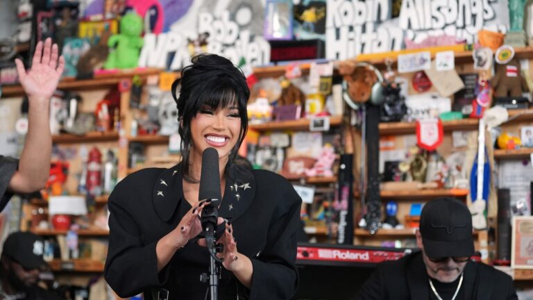 cardi b tiny desk concert DIP91B