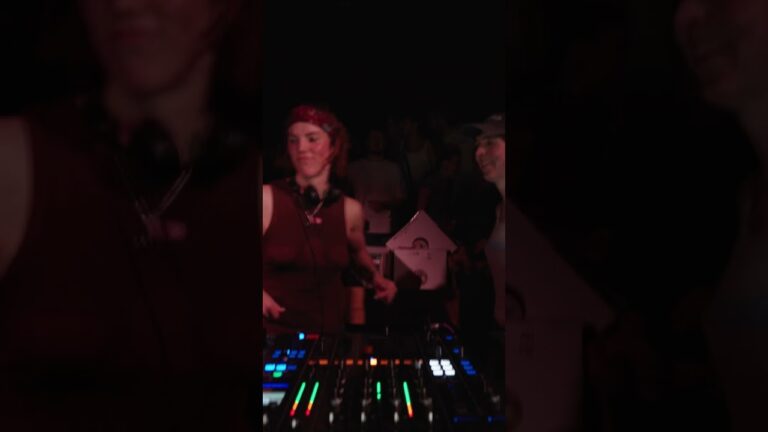 eris drew and octo octa make their london debut as the alchemical sisters in the mixmag lab dj Nw1tbF