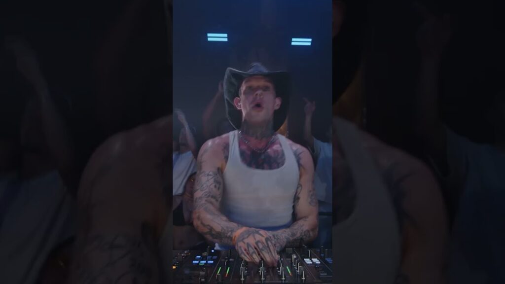 Lil Texas at Boiler Room: Rotterdam 1 lil texas at boiler room rotterdam axt82N